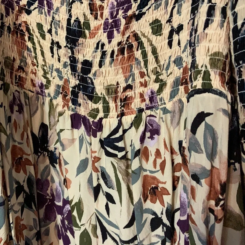 torrid Floral Off Shoulder Blouse w/ Adjustable Straps - Picture 5 of 5